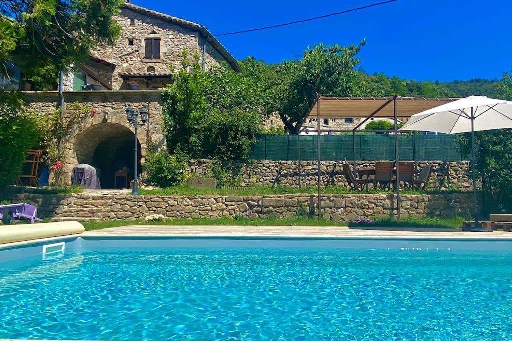 La Joannassiene, Maison Ardechoise De Caractere 外观 照片