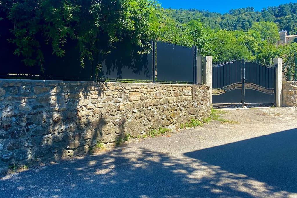 La Joannassiene, Maison Ardechoise De Caractere 外观 照片